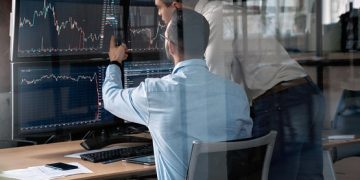Pursue Financial Analyst as Your Career