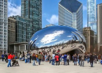 Should You Move to/Out of Chicago? Here are 5 Pros of Living in Chicago