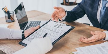 5 Reasons Why You May Need To Contact A Personal Injury Lawyer