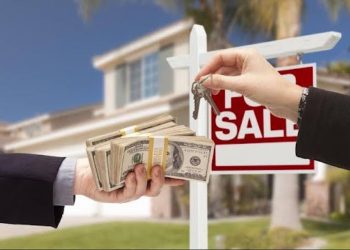 Pros and Cons of Using Cash For an Investment Property Purchase
