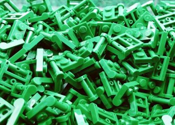 5 Common Injection Molding Problems & How to Avoid Them