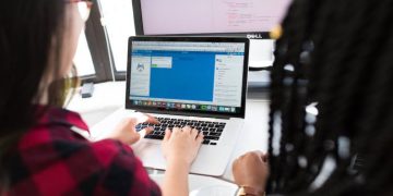 6 benefits of pursuing an online master’s degree