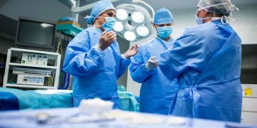 What to Consider Before Opting for Rhinoplasty? 