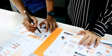 The 5 competitor analysis strategies that will edge your business over others.