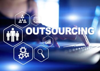 3 Benefits of Outsourcing App Development