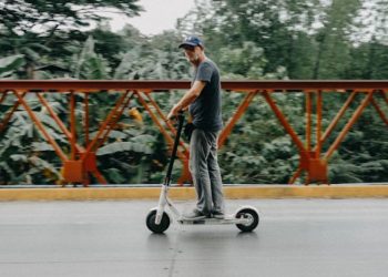 Discover the Growing Popularity of Scooters