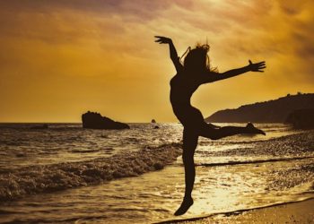 Discover the Surprising Benefits of Wearing Bikini