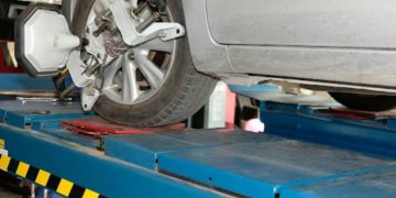 Factors to Consider if Your Tires Need Aligning