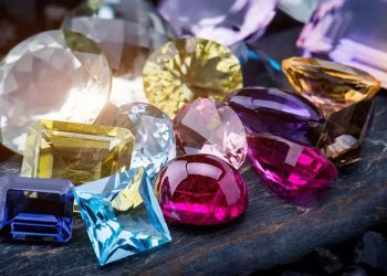 How to Shop for Quality Gems Online: A Guide for Beginners