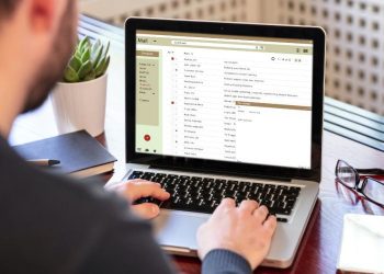 How to quickly build an email database list in 2023
