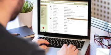 How to quickly build an email database list in 2023