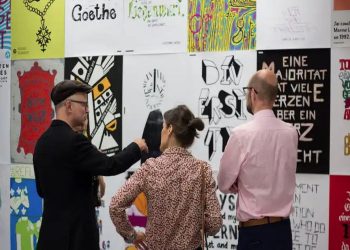 Marketing and Graphic Design: A Powerhouse Duo!