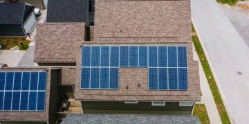 7 Reasons Solar Energy Is Smart for Landlords