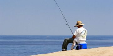10 Tips to Fish from the Shore