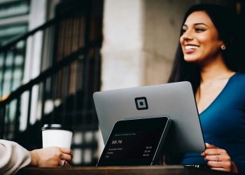 How Amazing Customer Service Can Help You Double Your Revenue