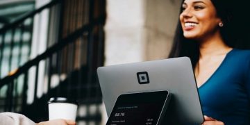 How Amazing Customer Service Can Help You Double Your Revenue