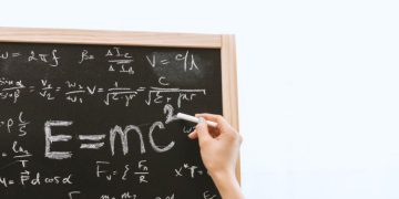 4 Reasons Why Students Consider Physics a Difficult Subject