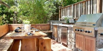 10 Must-Have Features for Your Outdoor Kitchen