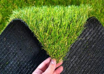 Here’s How to Choose the Right Artificial Grass for Your Home