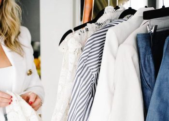 How to Build a Versatile Wardrobe on a Budget