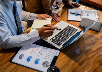 QuickBooks Bookkeeping: Pros and Cons