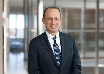 The Benefits of Working with a Foreign Investment Lawyer