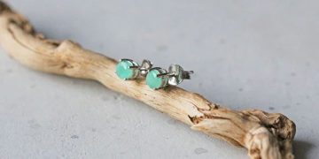 What are Stud Earrings and Styling Tips You Can Explore
