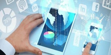 What Is Custom Software? How Does It Help Your Business Grow?