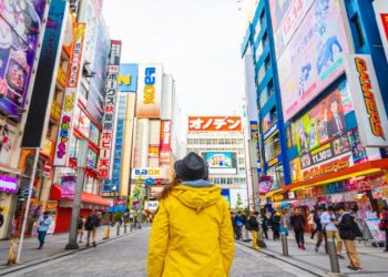 10 Ways Advertisements Influence People