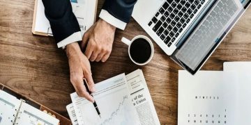 Griffin Ainsworth Explains How To Create a Cash Flow Forecast for Your Business