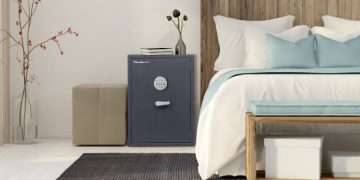 4 Favorable Instances of Owning a Bedroom Safe