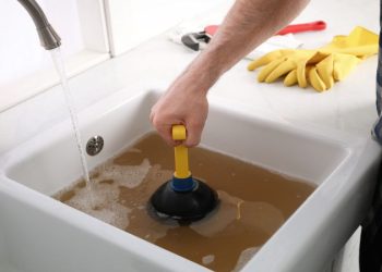 7 Tips and Tricks to Avoid Blocked Drains in the Bathroom