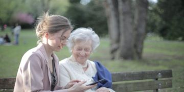 How to Care for a Loved One with Alzheimer’s
