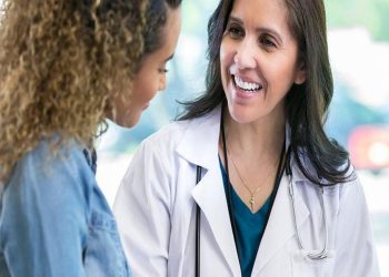 Top 5 Healthcare Jobs If You Like To Travel