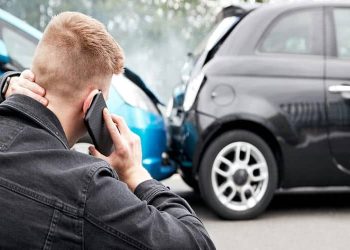 Be Safe And Prepared: What to Do If You’re in a Car Accident