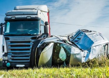 Why Semi Truck Accidents are Different: Understanding the Legal Implications