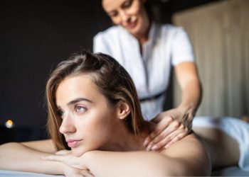 9 Tips on How to Grow Revenue of Your Massage Business