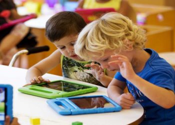 Technology and Cognitive Development in Early Childhood