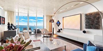 The Epitome of Luxury Living: Oceanfront Residences in Miami Beach