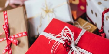 6 Crucial Mistakes to Avoid When Giving a Gift