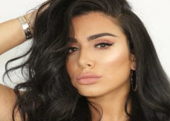 8 Ways to Make Your Lips Look Plumper