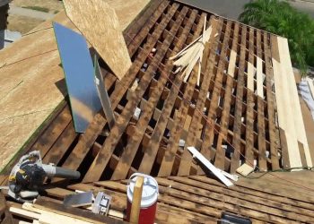 Plywood Selection for Roofing: Factors to Consider for Long-lasting Protection