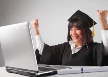 What are the Fastest Growing Online Degrees in 2023?