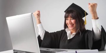 What are the Fastest Growing Online Degrees in 2023?