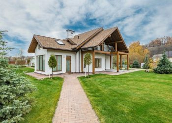 Sustainable Energy Solutions: Integrating Solar Generators Into Your Home And Garden