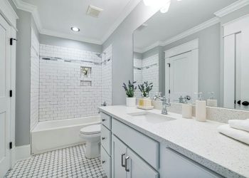 13 simple tips to spruce up an outdated bathroom