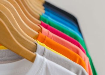 9 Tips for Choosing Blank Shirts for Printing