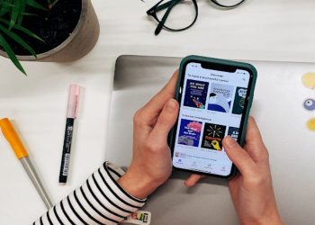 Headway – Learning Experiences for the Smartphone Age