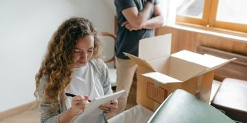 Essential Moving Checklist: A Step-by-Step Guide for a Smooth Relocation