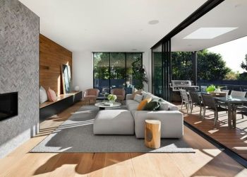 Efficient Space: Optimizing Home Layouts for Practical Living and Cooking